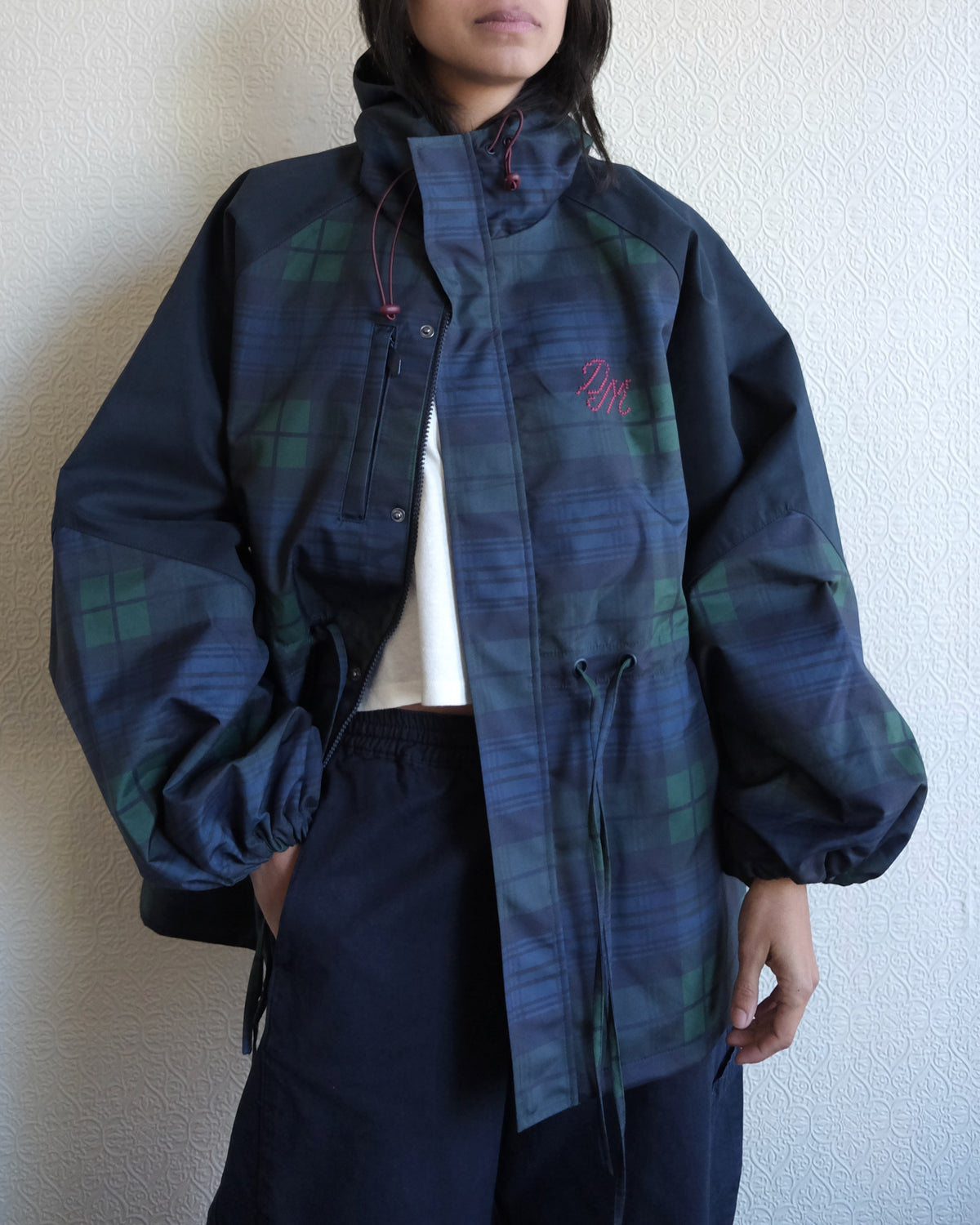 Liu Raincoat, Navy Check