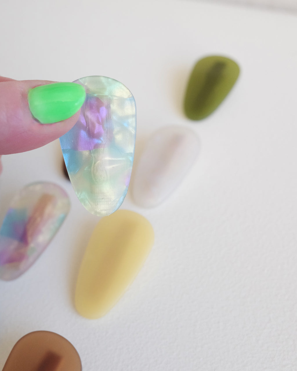 Bon Bon Clips