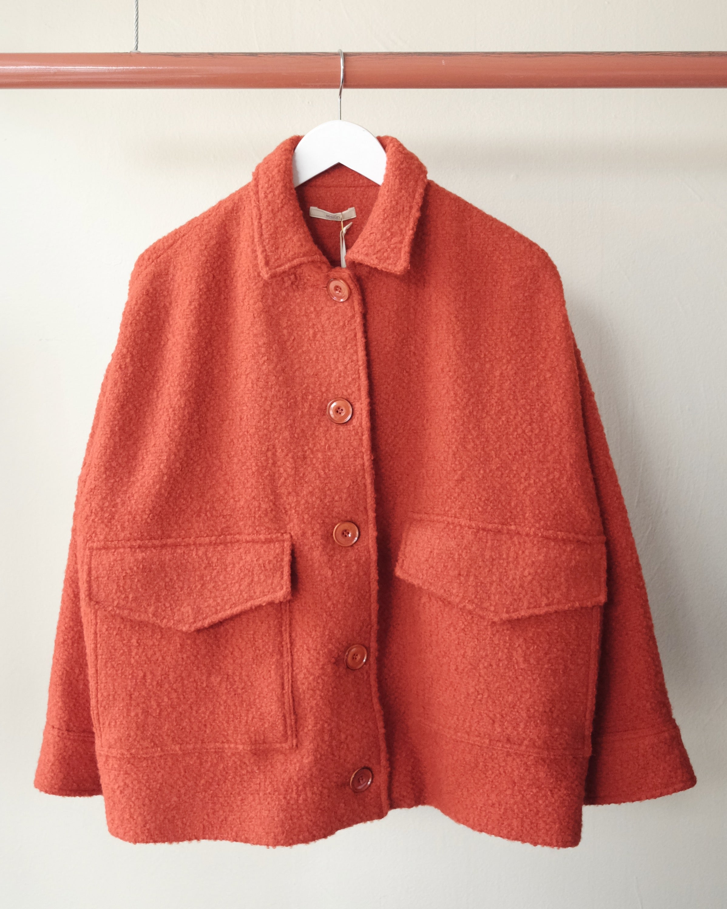 Morrison Coat, Vitamin