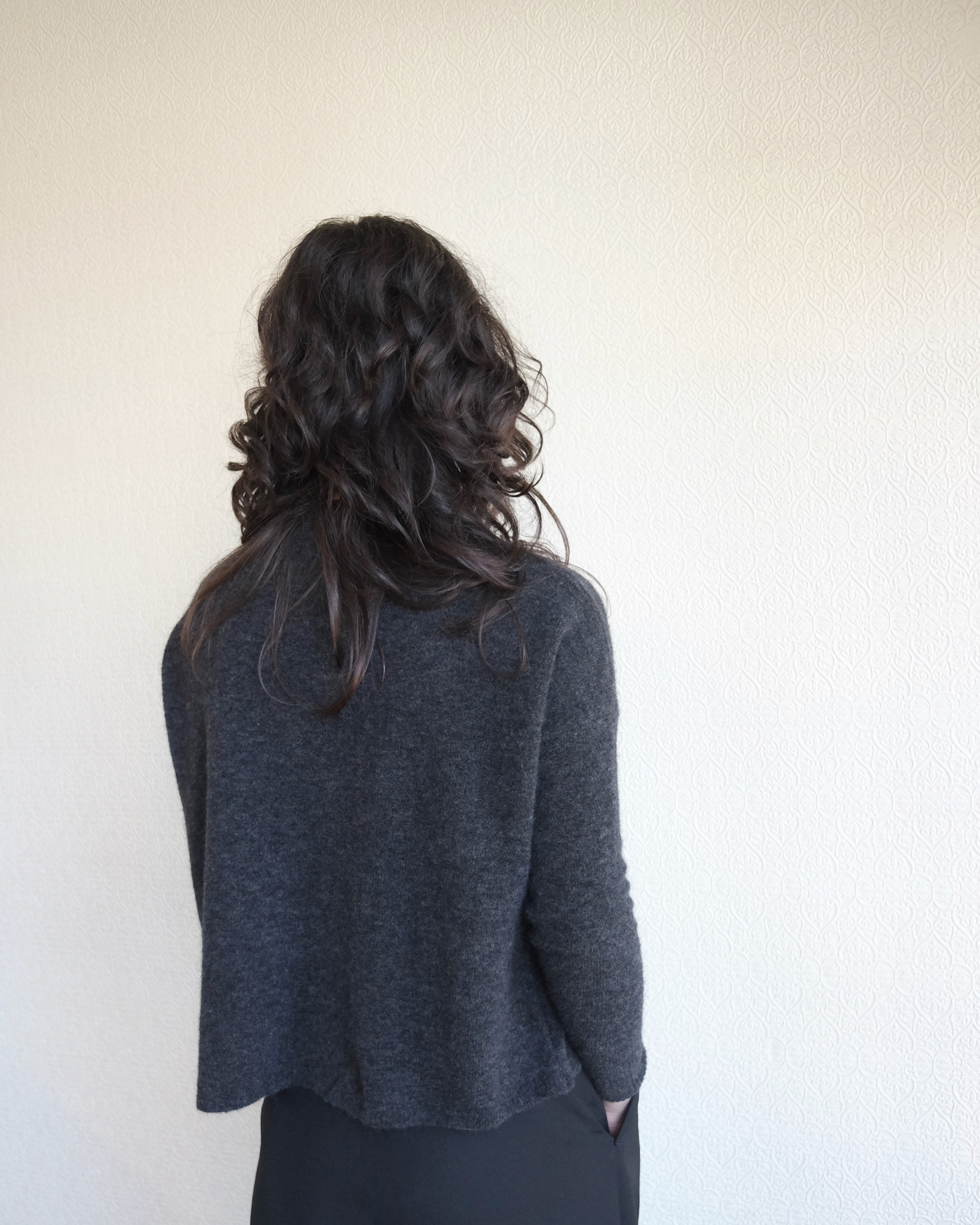 Kunlun Sweater, Charcoal Carbon