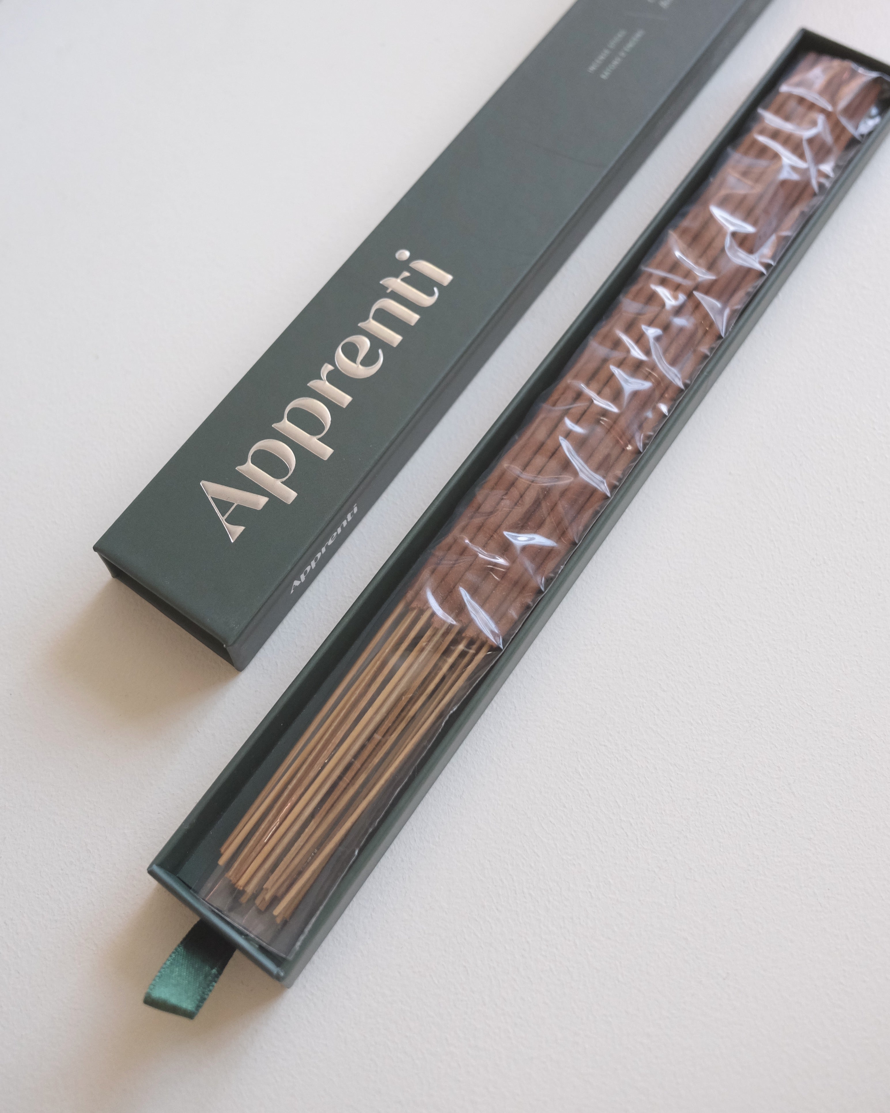 Apprenti Incense, Cedarwood Palo Santo