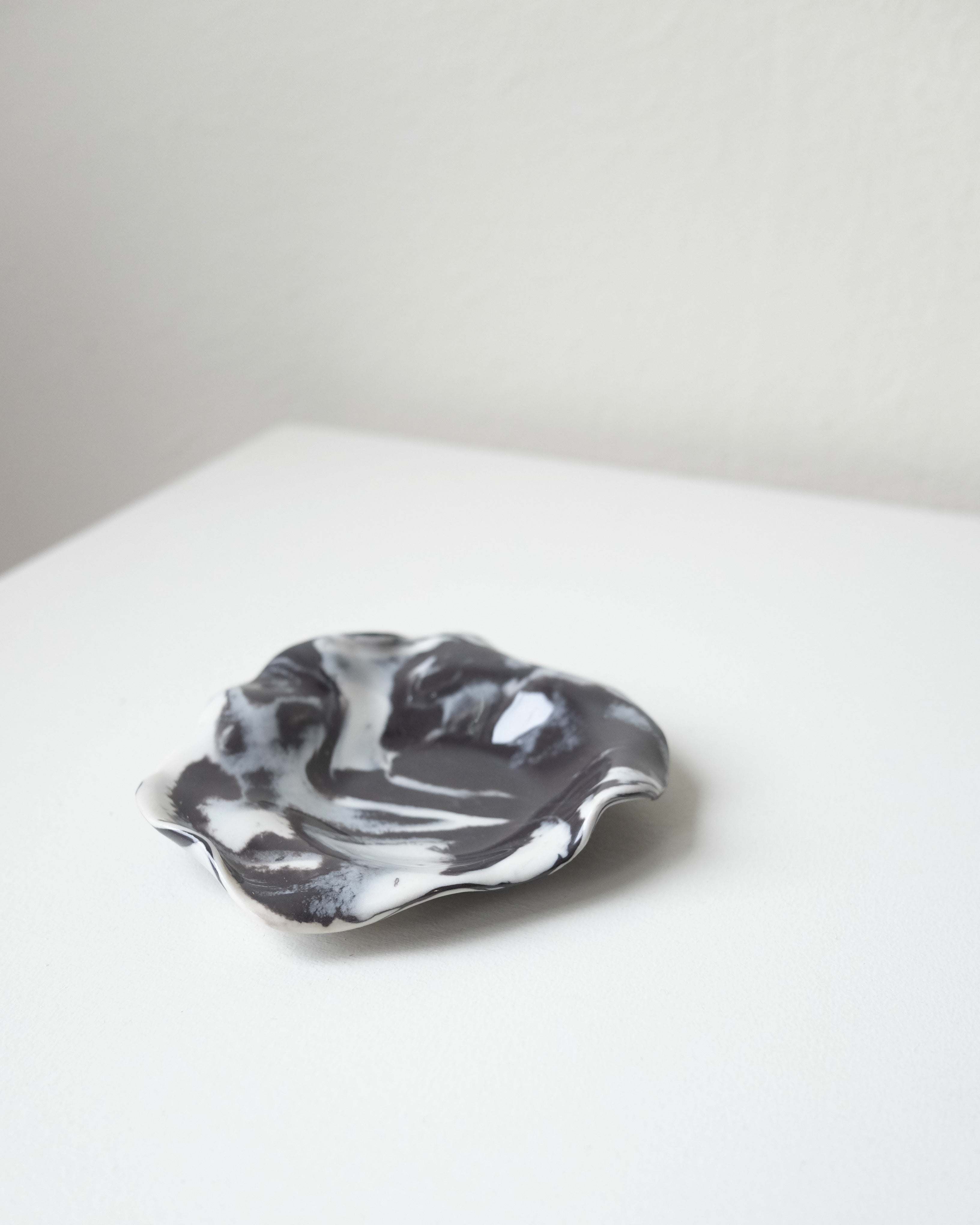 Small Oyster Dish, Marble