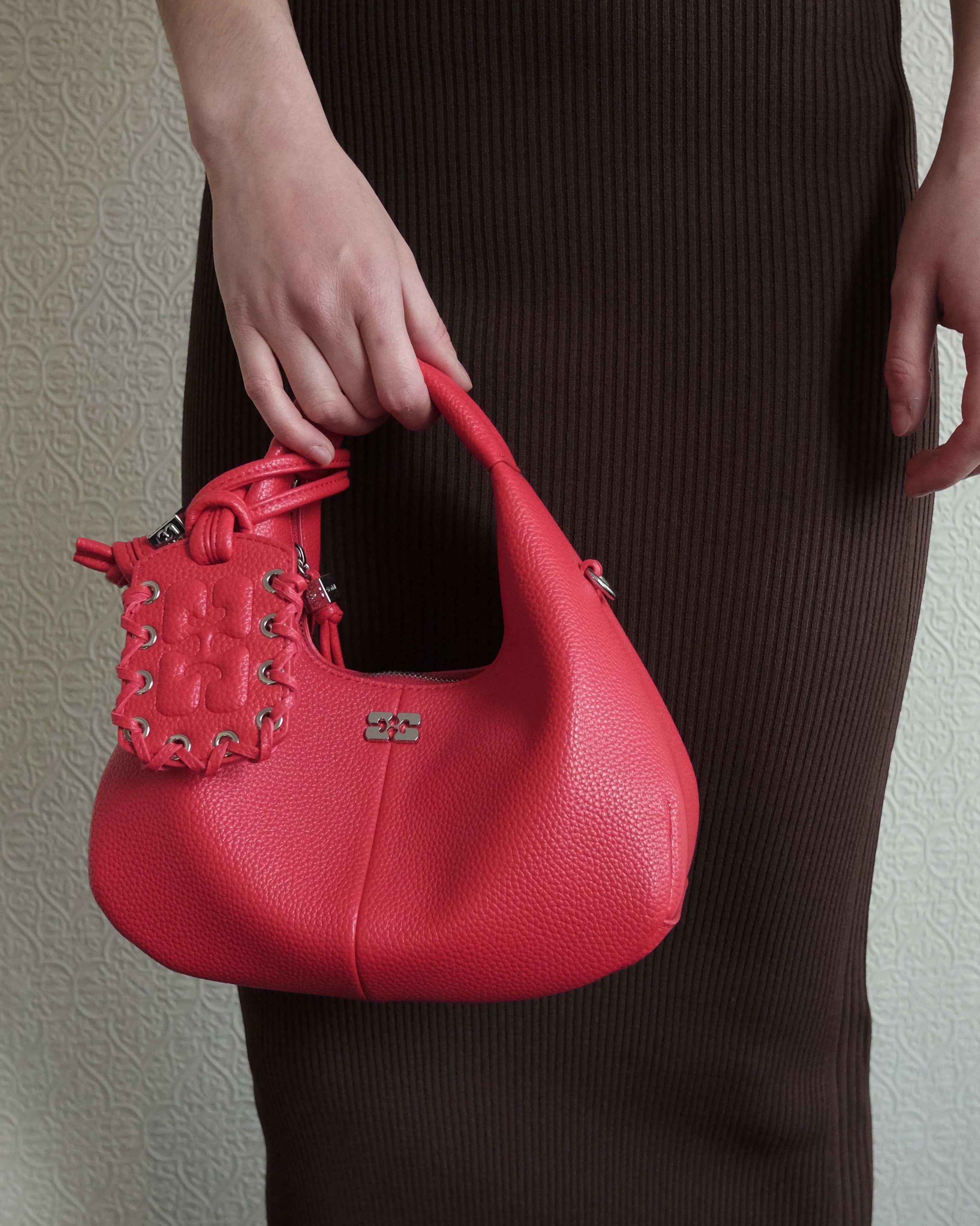 Bou Hobo Bag, Grained Red