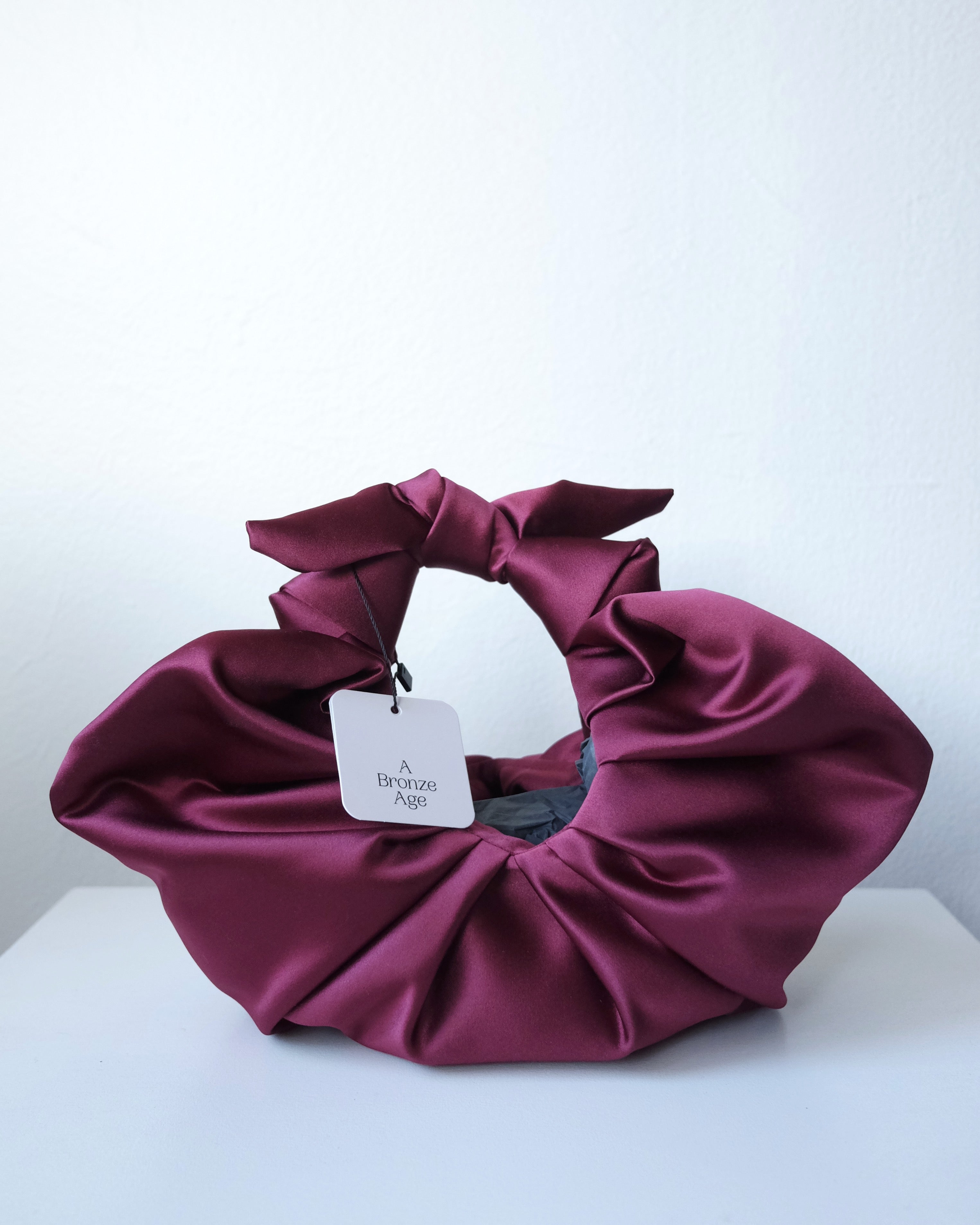 Kiku Croissant Bag, Bordeaux