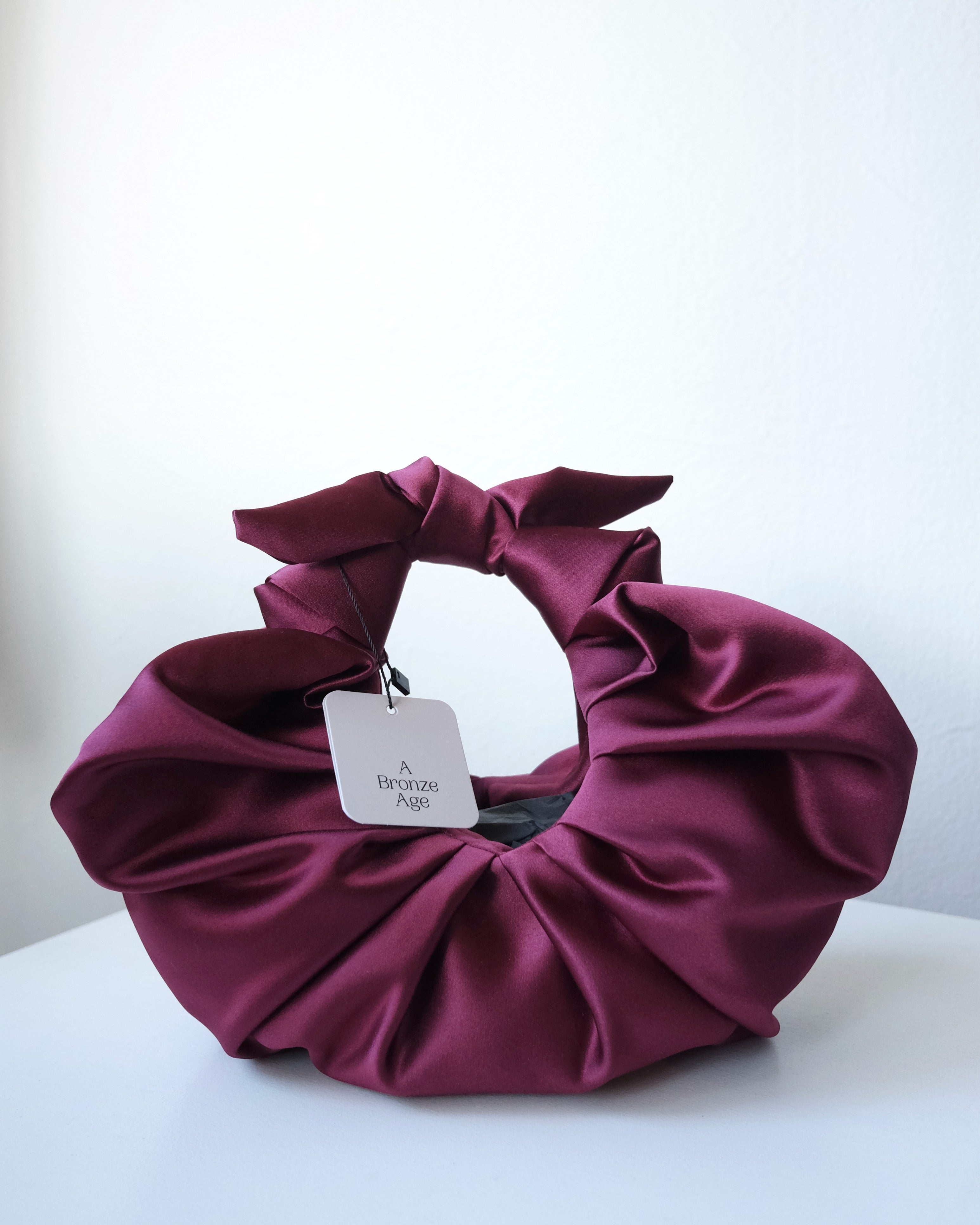 Kiku Croissant Bag, Bordeaux