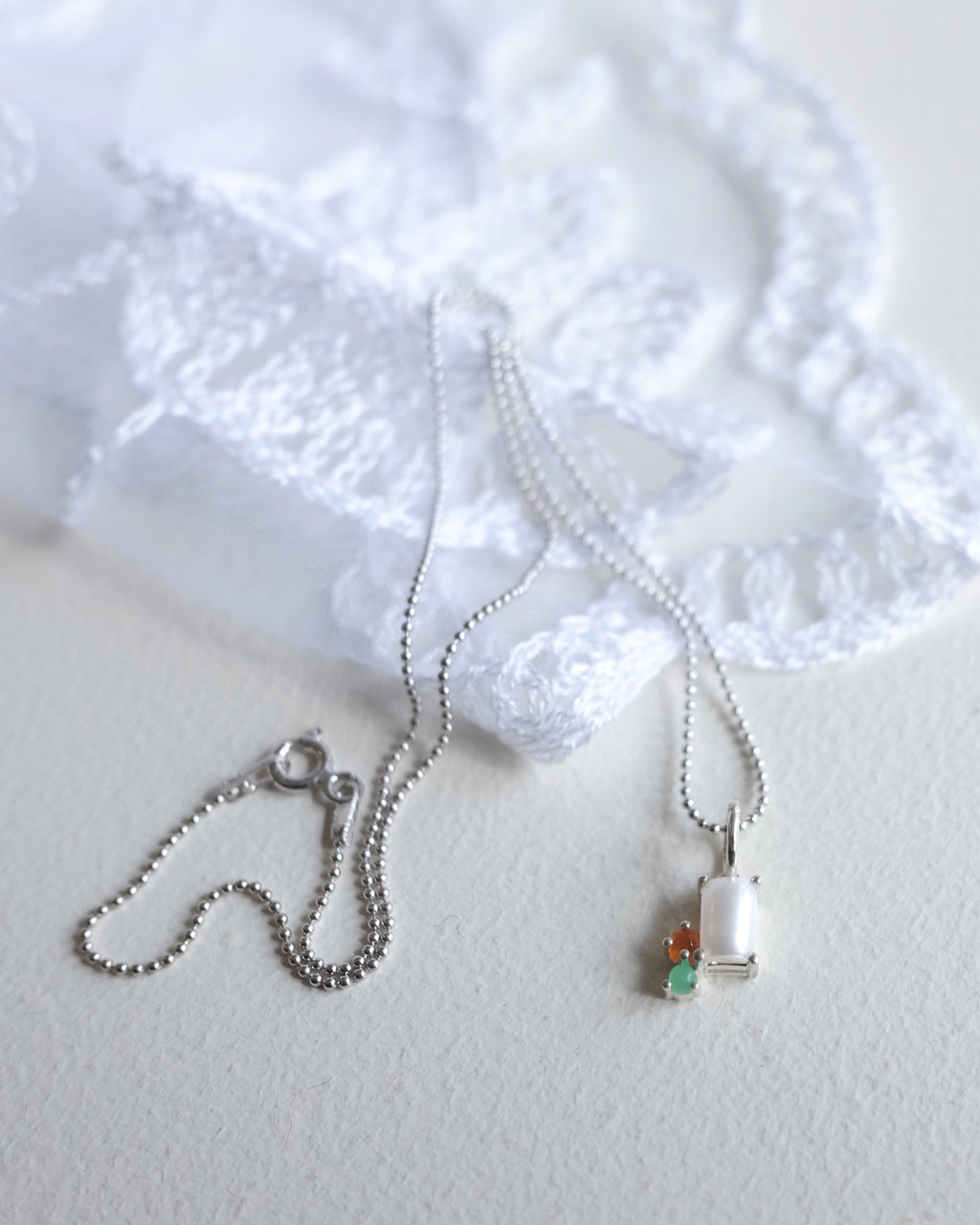 Abigail Pendant, Pearl