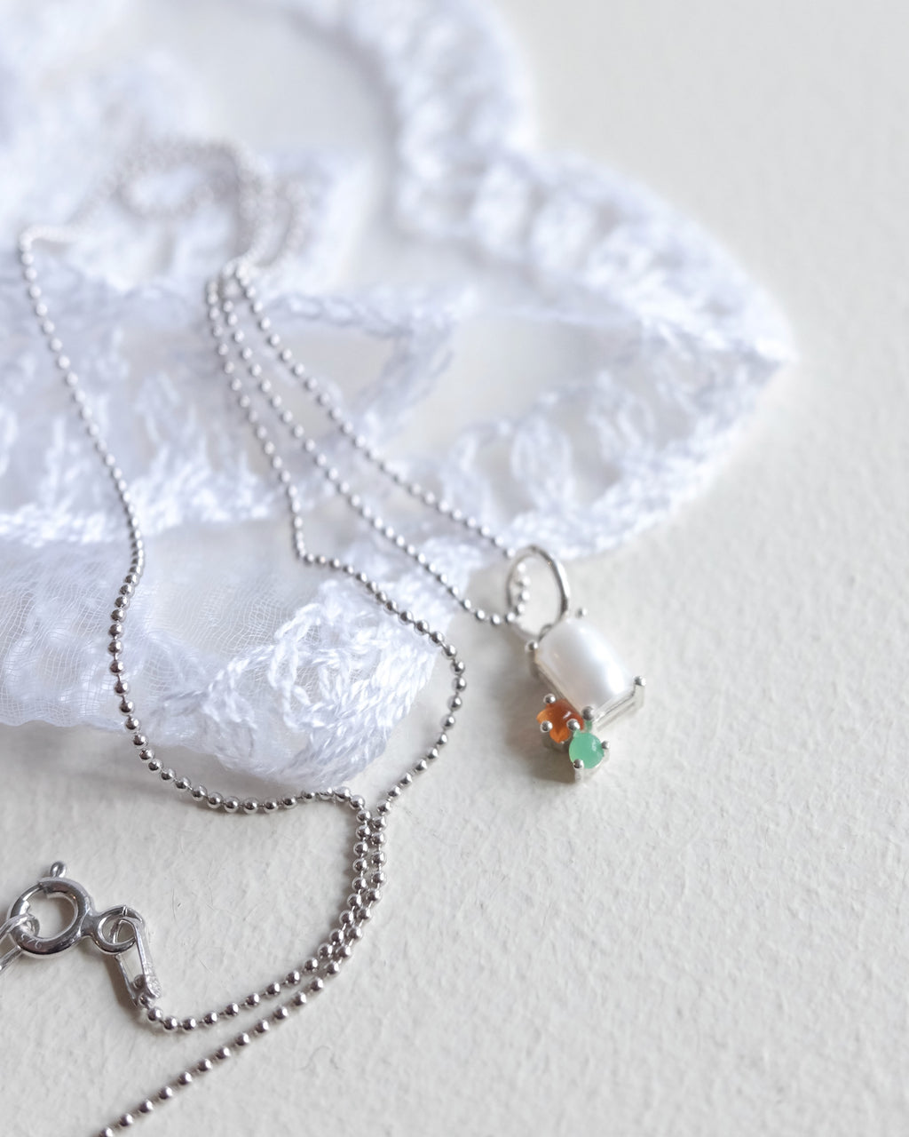 Abigail Pendant, Pearl