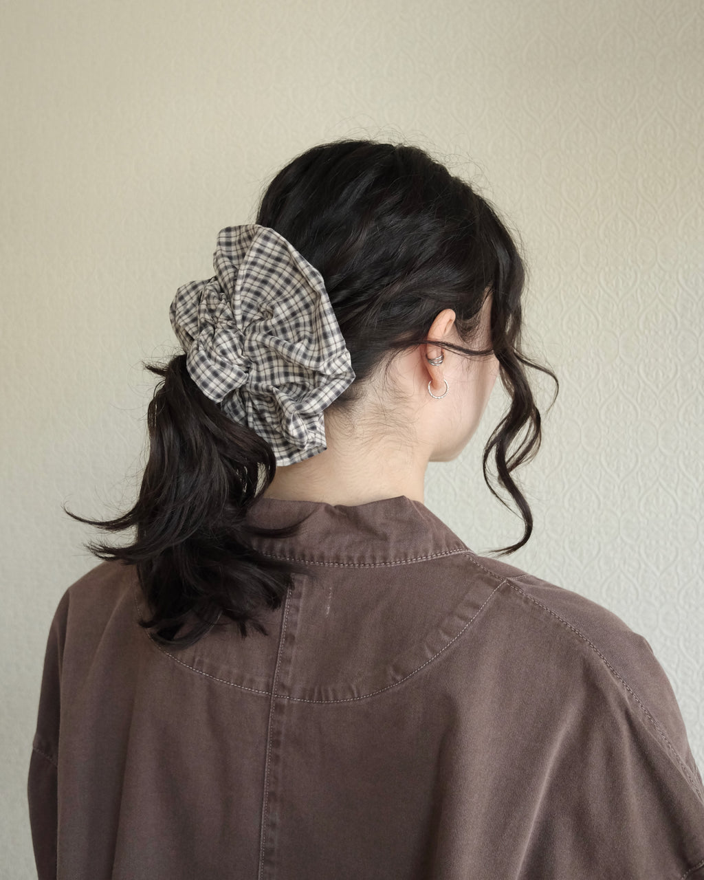 Oversize Scrunchie, Sandy Plaid