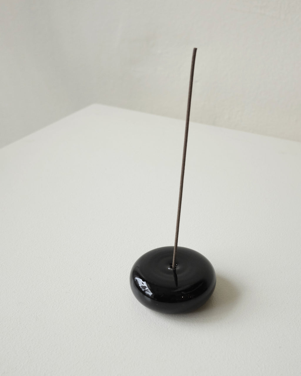 Pebble Incense Holder, Opaque Black