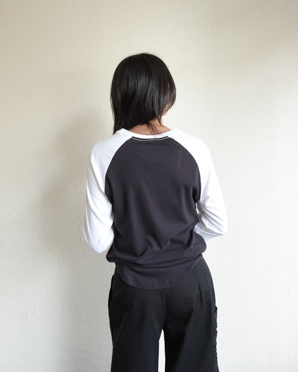 Stones Raglan Shirt, Black
