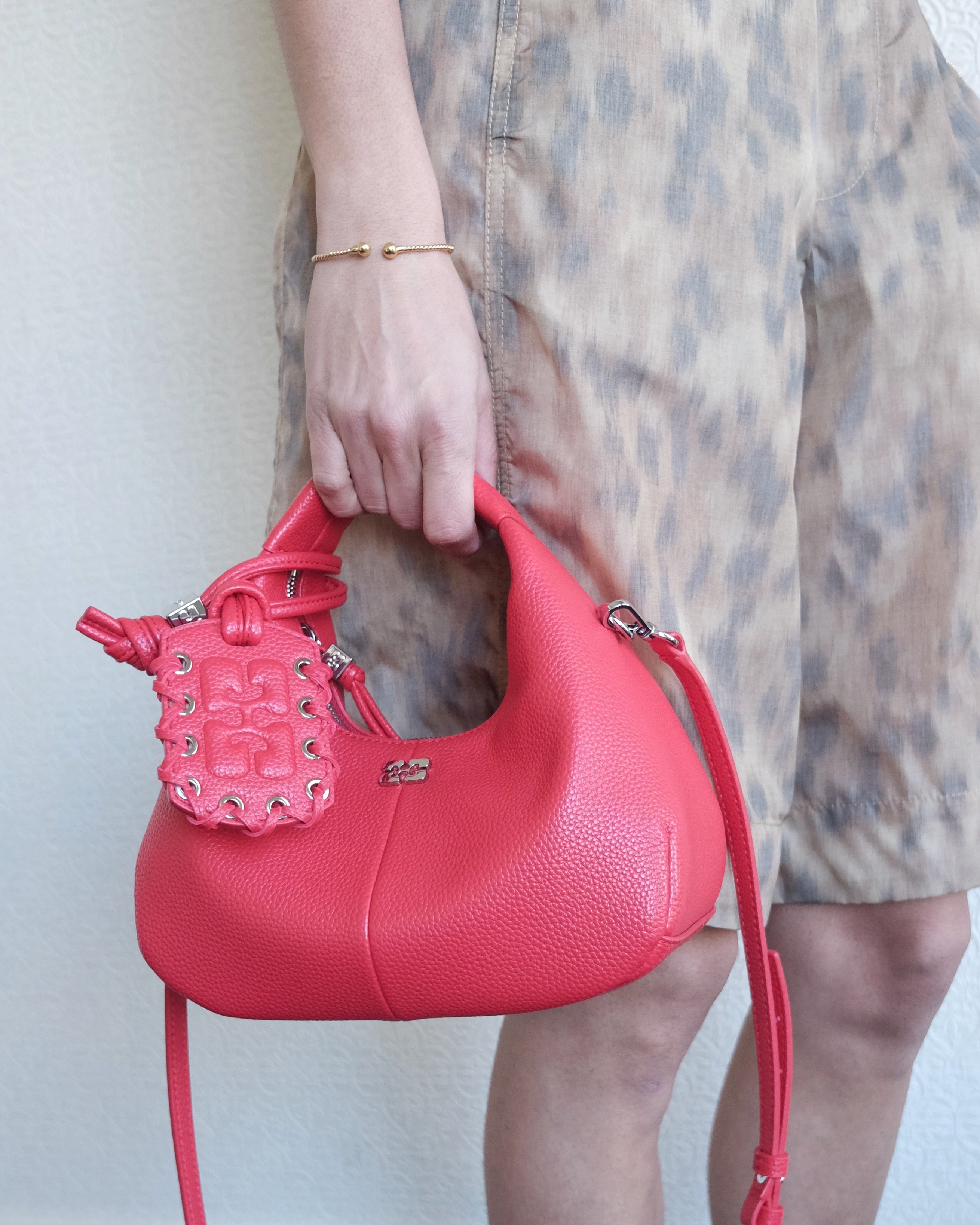 Bou Hobo Bag, Grained Red