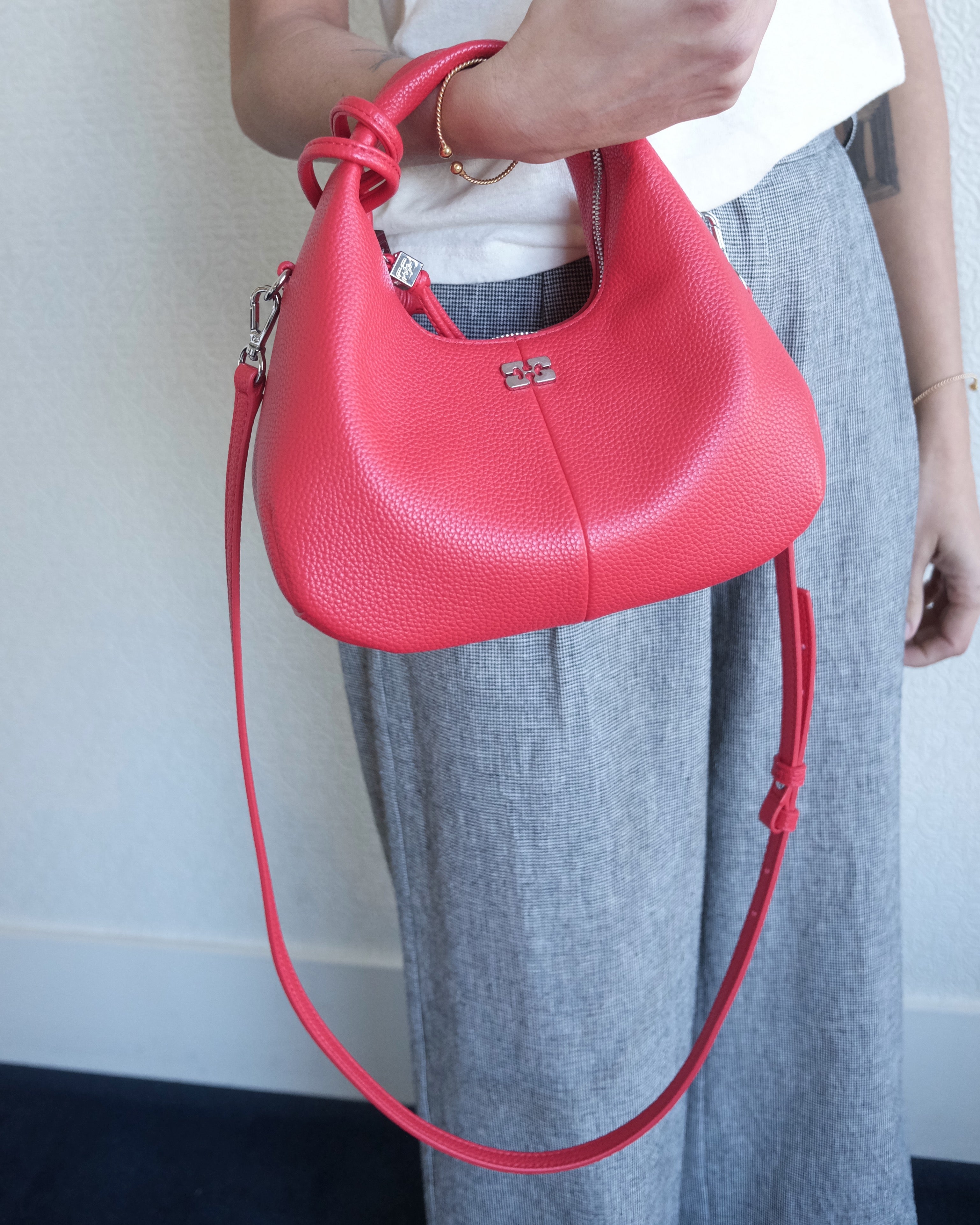 Bou Hobo Bag, Grained Red