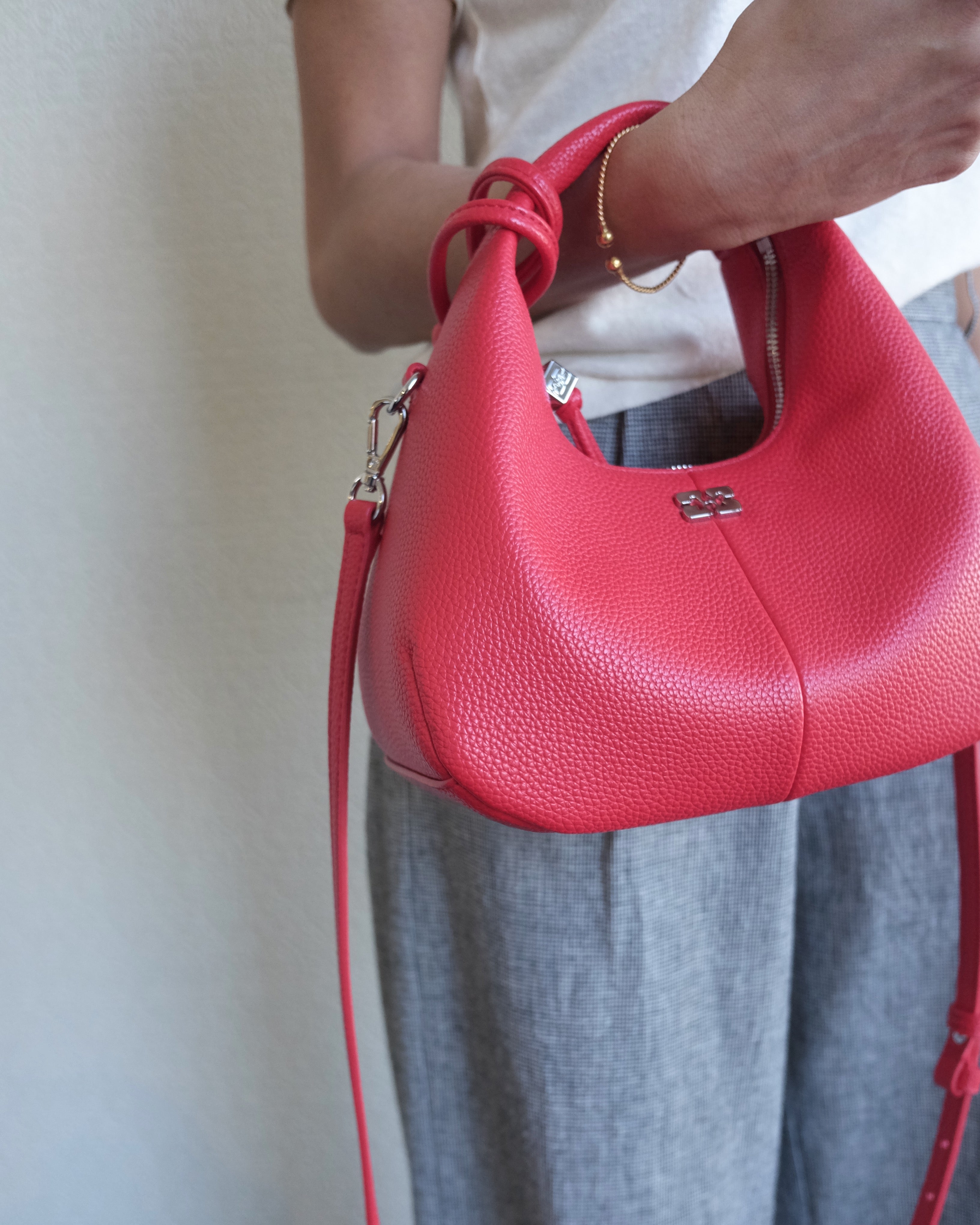 Bou Hobo Bag, Grained Red