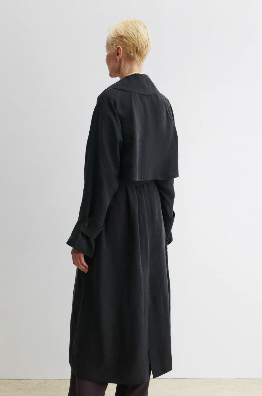 Jada Trench, Black