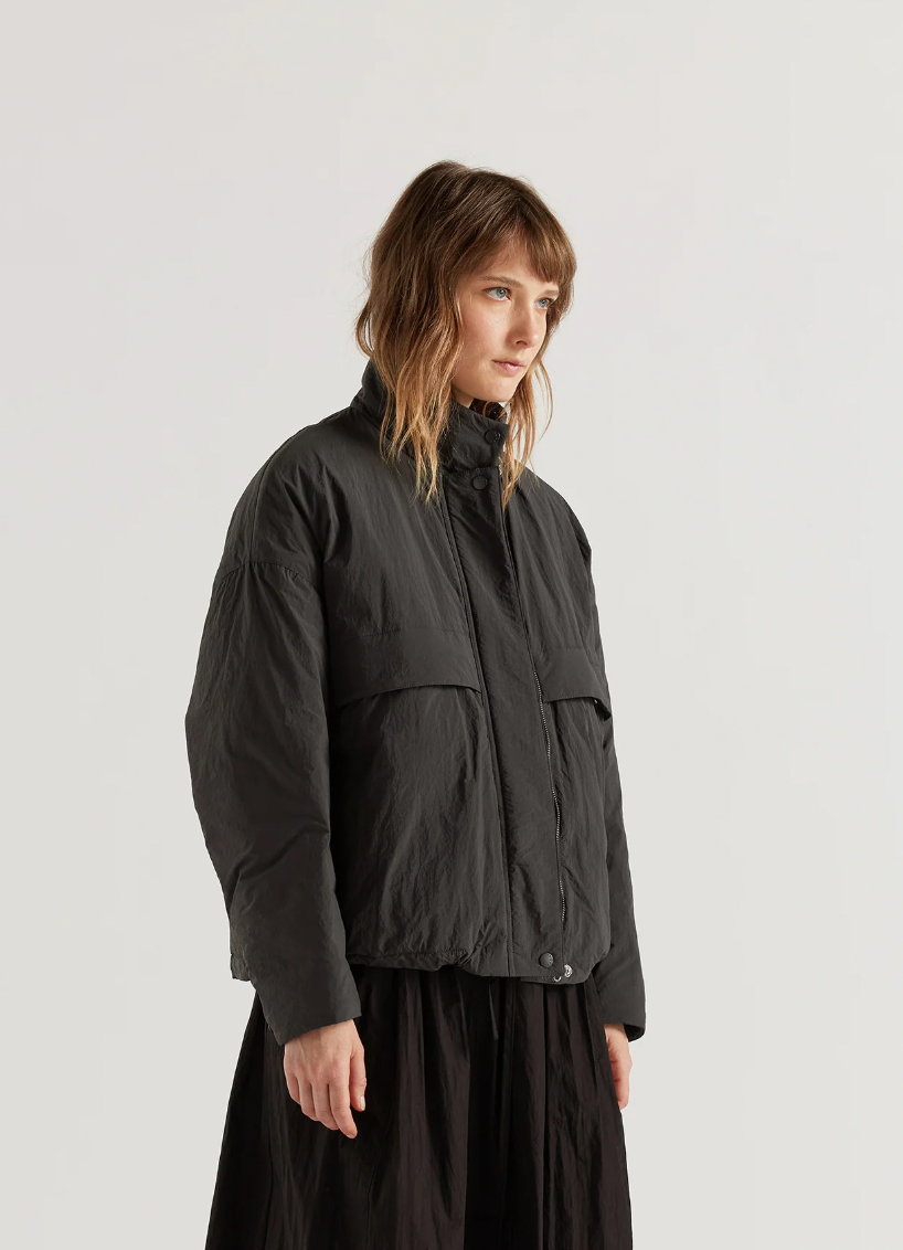 Surge Quilted Jacket, Black