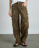 Cargo Jean, Leopard