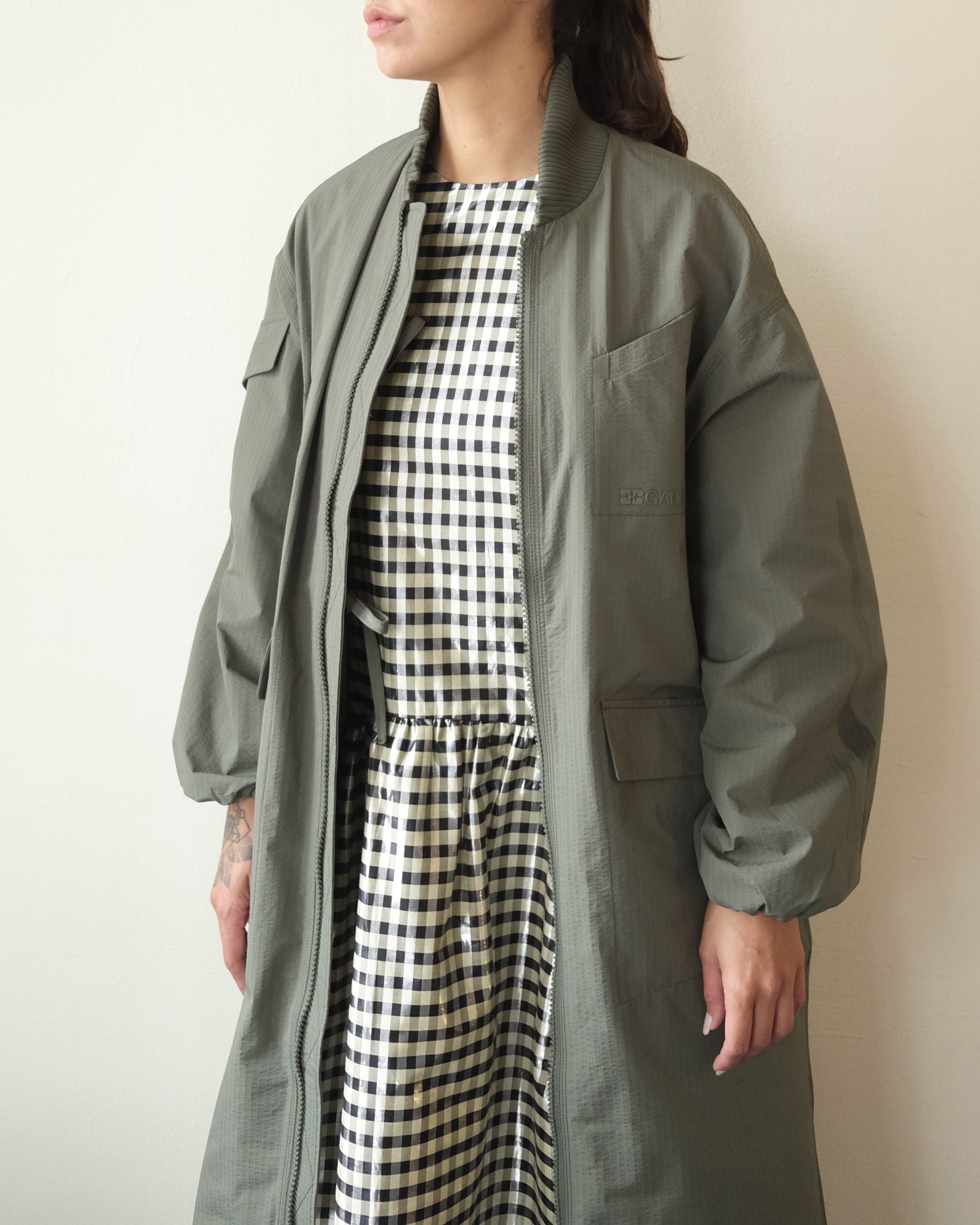 Tech Seersucker Oversize Shell Coat, Beetle Green – Nouvelle Nouvelle