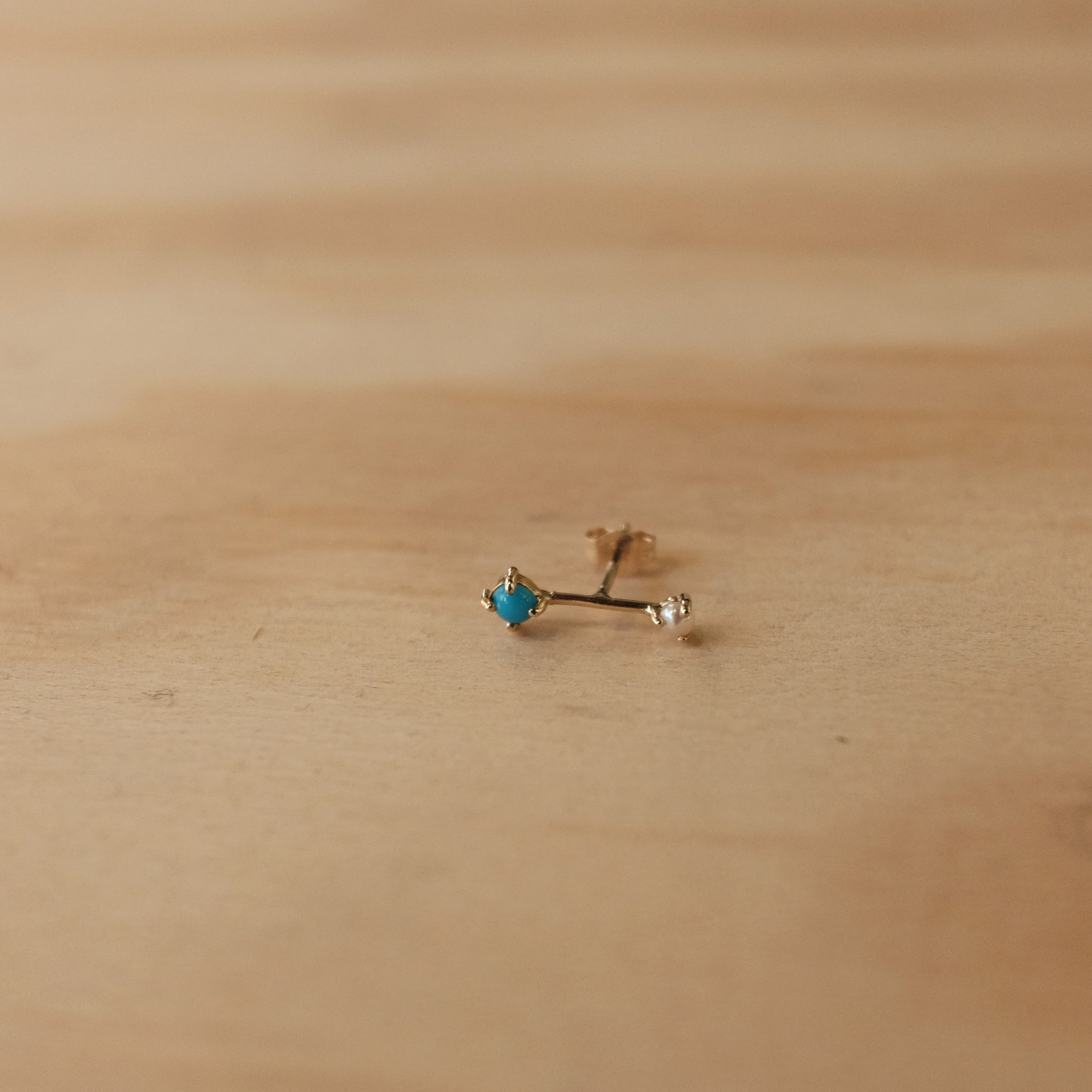 Turquoise and Pearl Orbit Stud