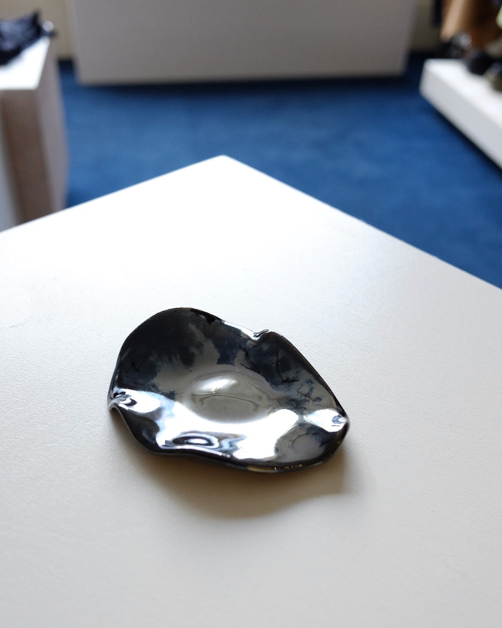 Small Oyster Dish, Black Mirror