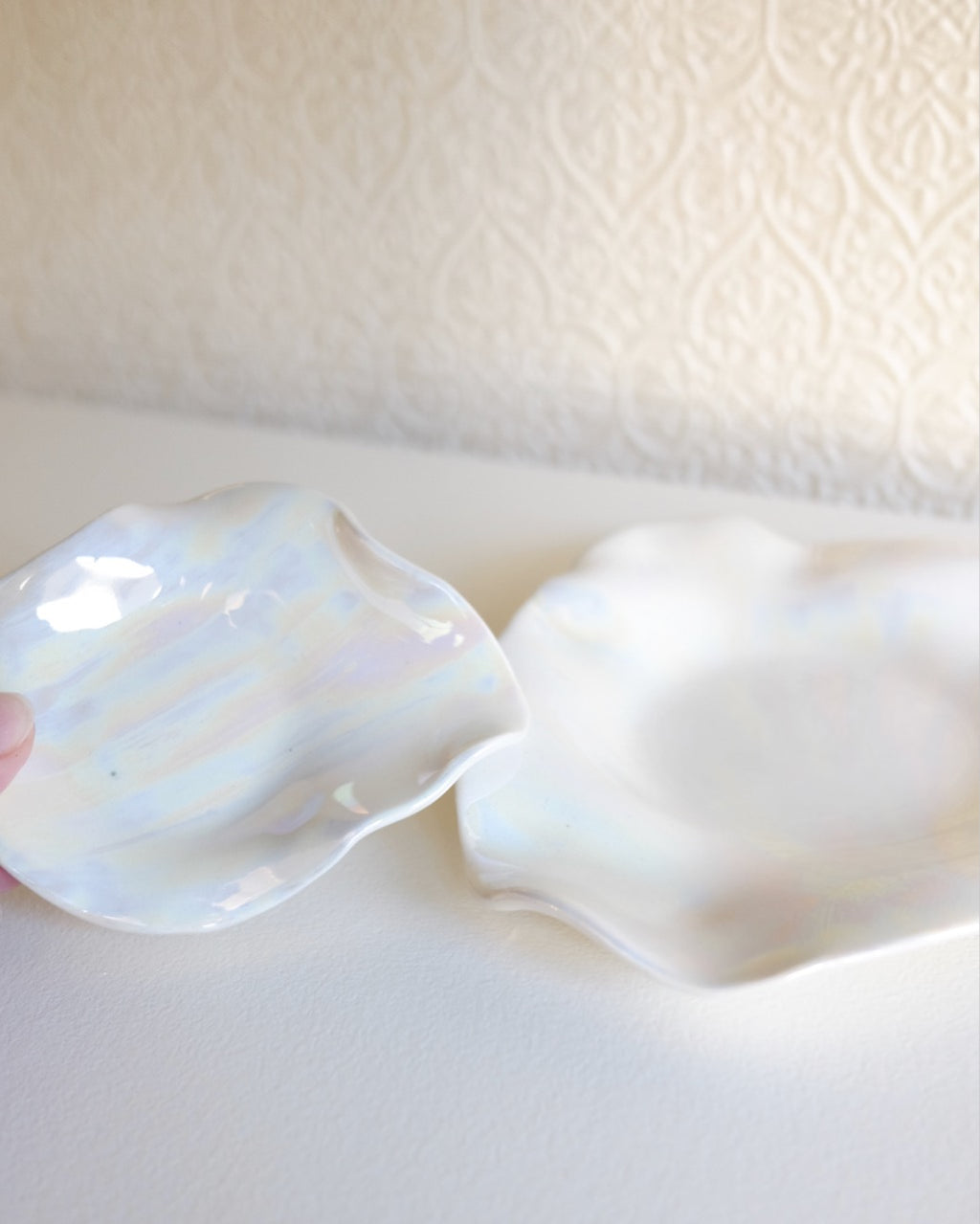 Small Oyster Dish, Pearl