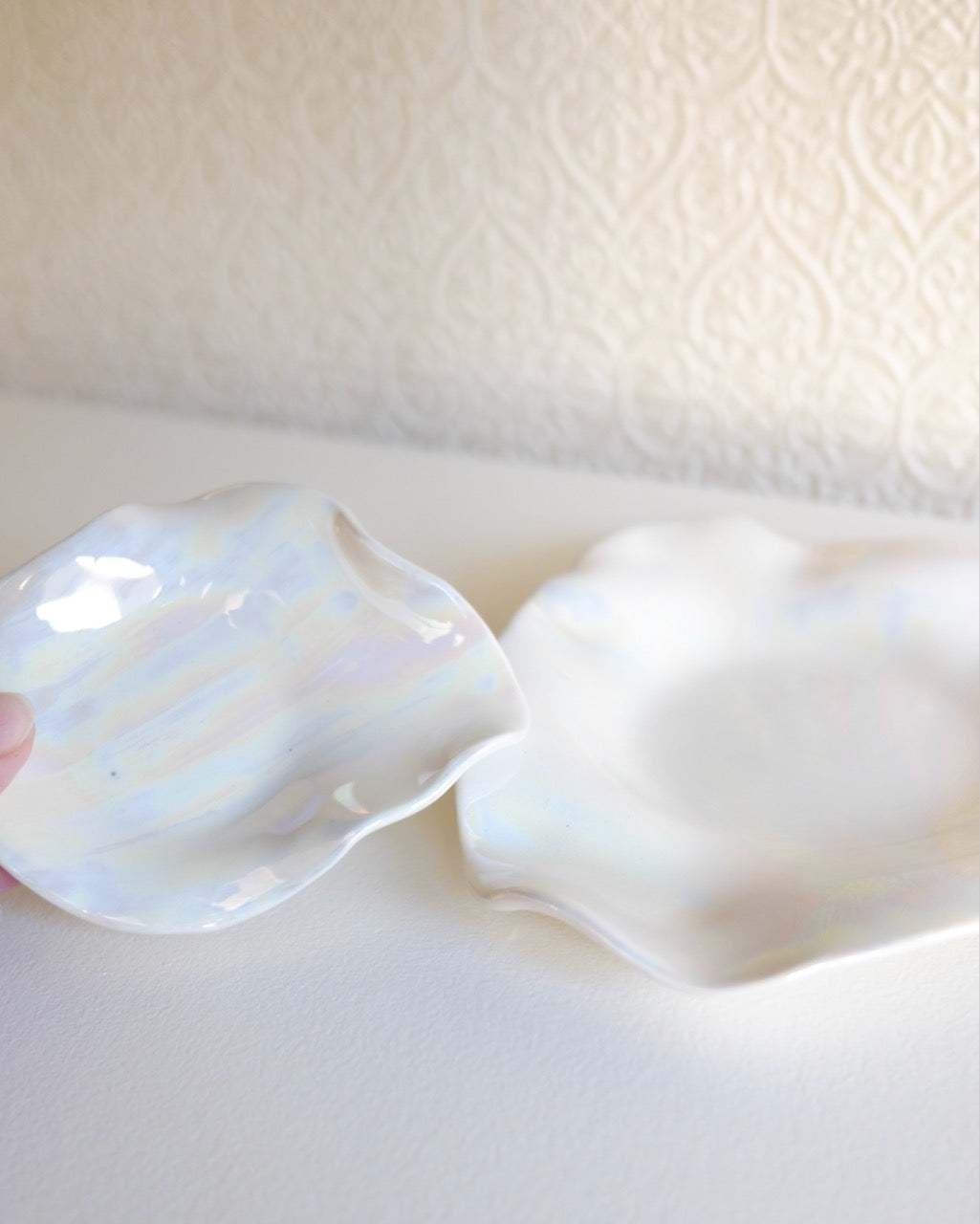 Small Oyster Dish, Pearl