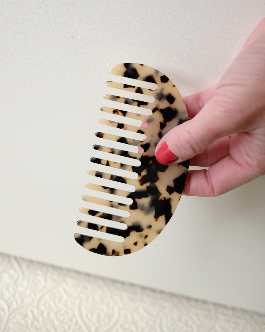 Acetate Comb, Half Moon