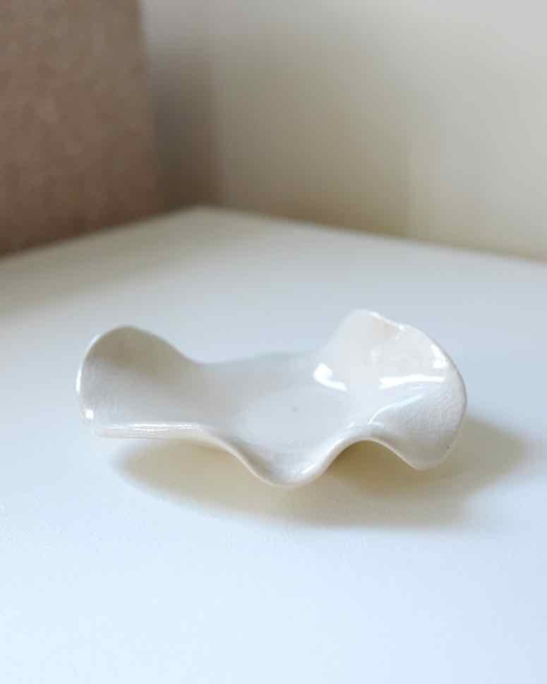 Small Oyster Dish, Clear Crackle