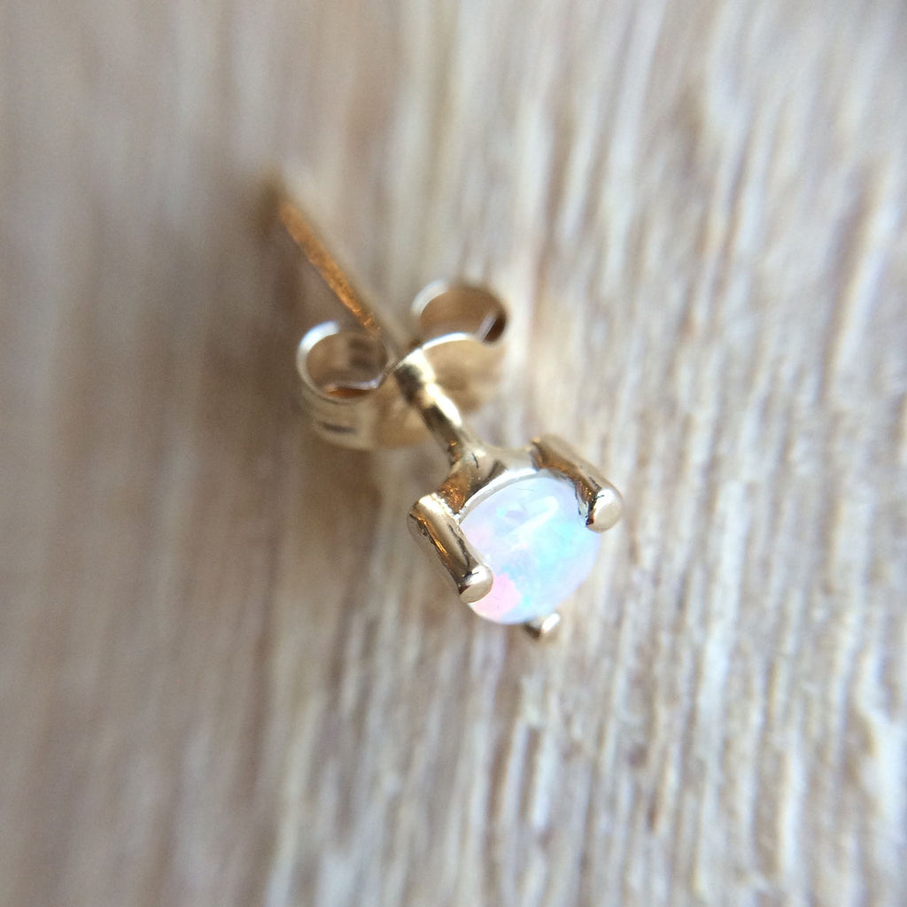 Opal Neptune Stud