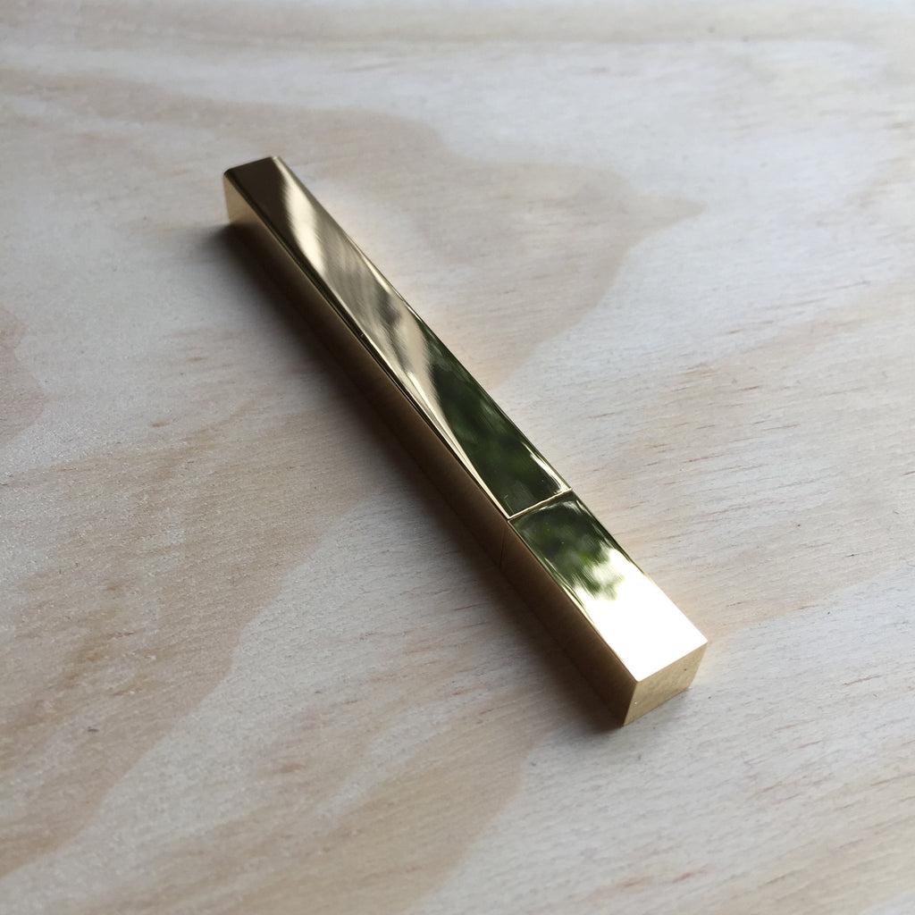 Queue Metallic Lighter, Multiple Colors