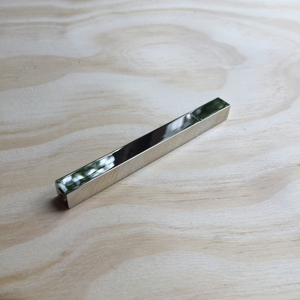 Queue Metallic Lighter, Multiple Colors